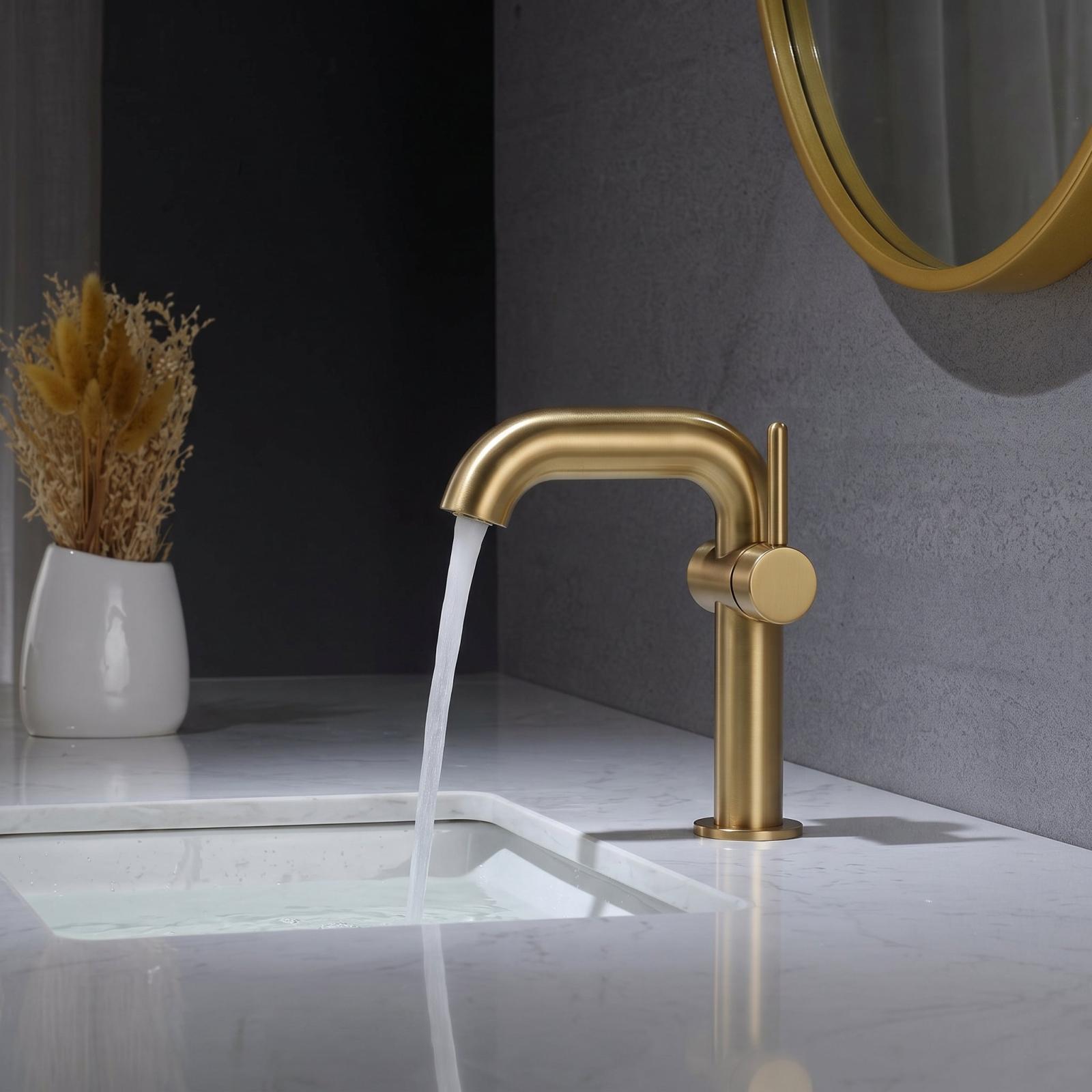 Adell Eterno F Yandan Kollu Regular Lavabo Bataryası 3/8" Fırçalanmış Altın PVD uygulama örneği