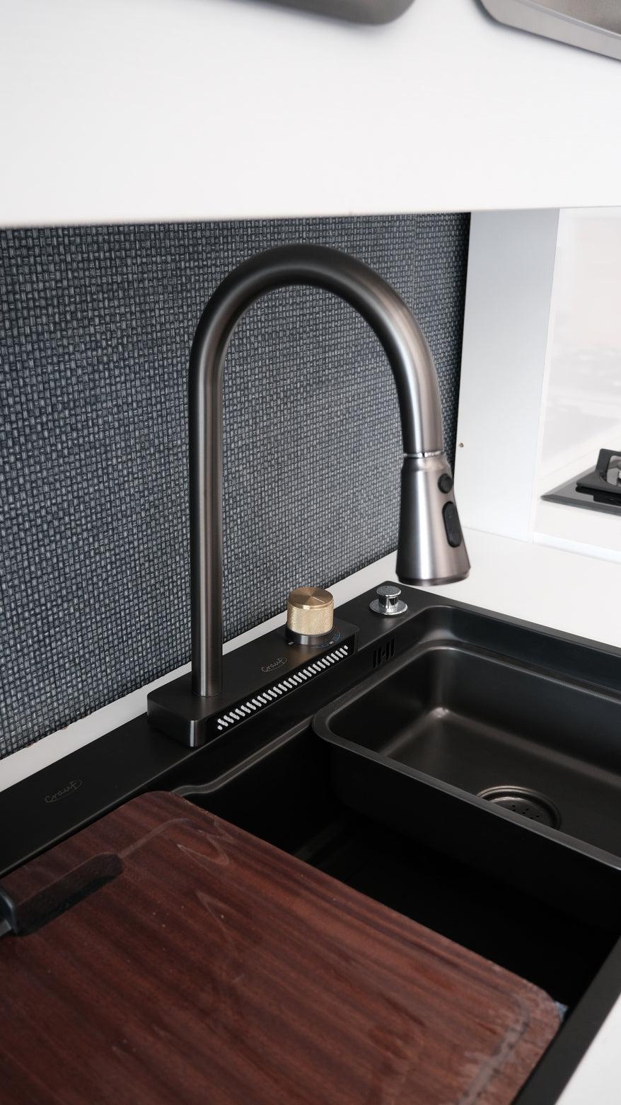 Crauf Dolce Vita Waterfall Mutfak Bataryası Velvet Grey (Mat Gri) uygulama örneği
