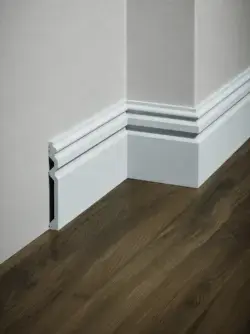 DECOLUX Battiscop AS-028-1 150x18 mm 2,4 m Süpürgelik