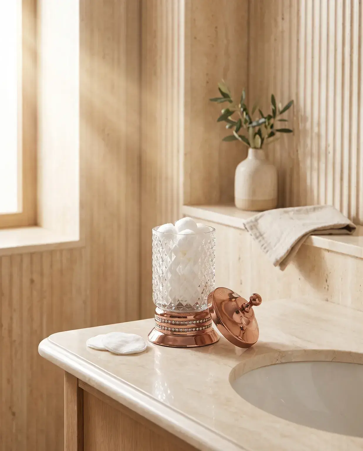 Pure Concept Crystal Set Üstü Pamukluk Rose Gold uygulama örneği