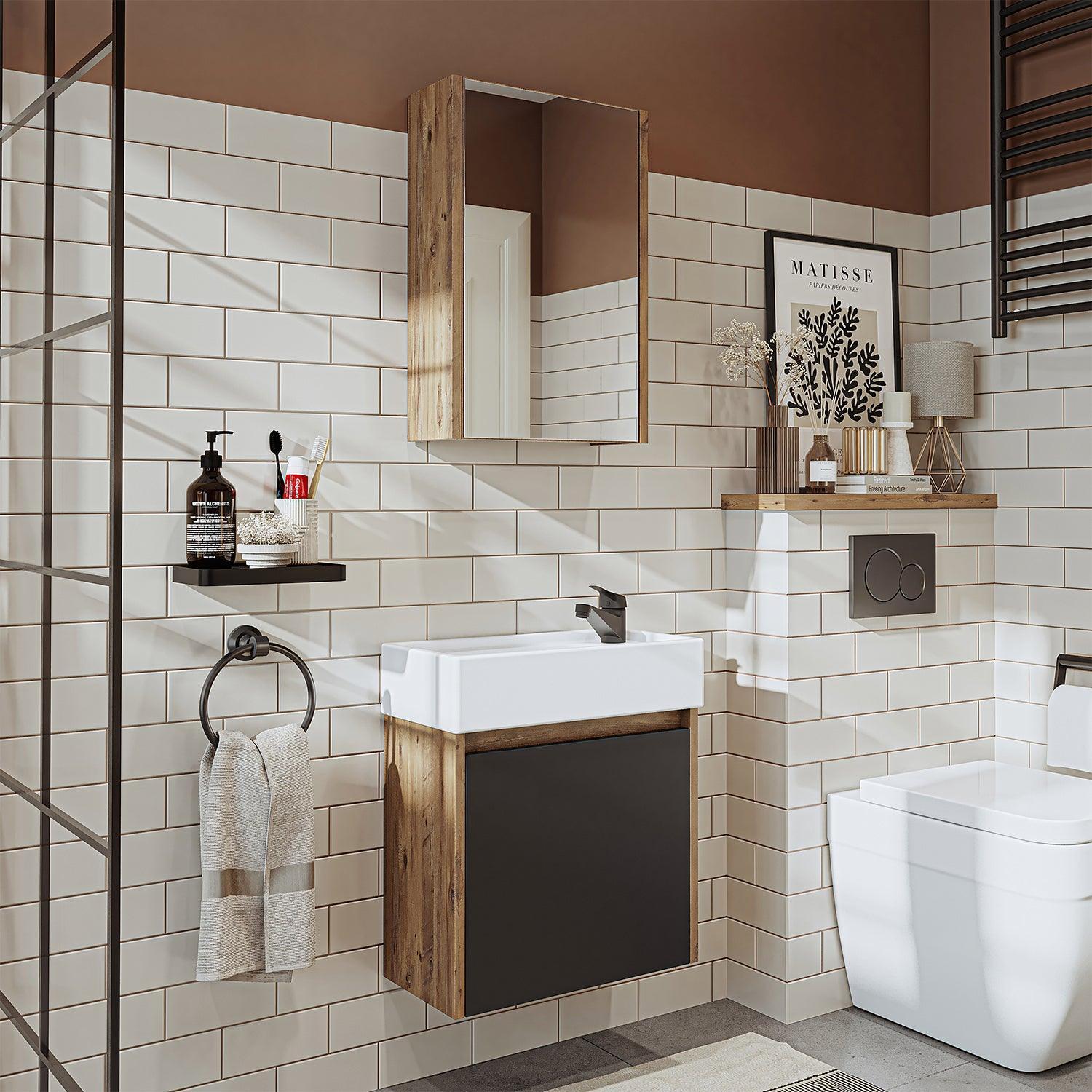 Roomart Mini Lavabolu Banyo Dolabı 2'li Set 50,5 cm Atlas Çam-Antrasit uygulama örneği