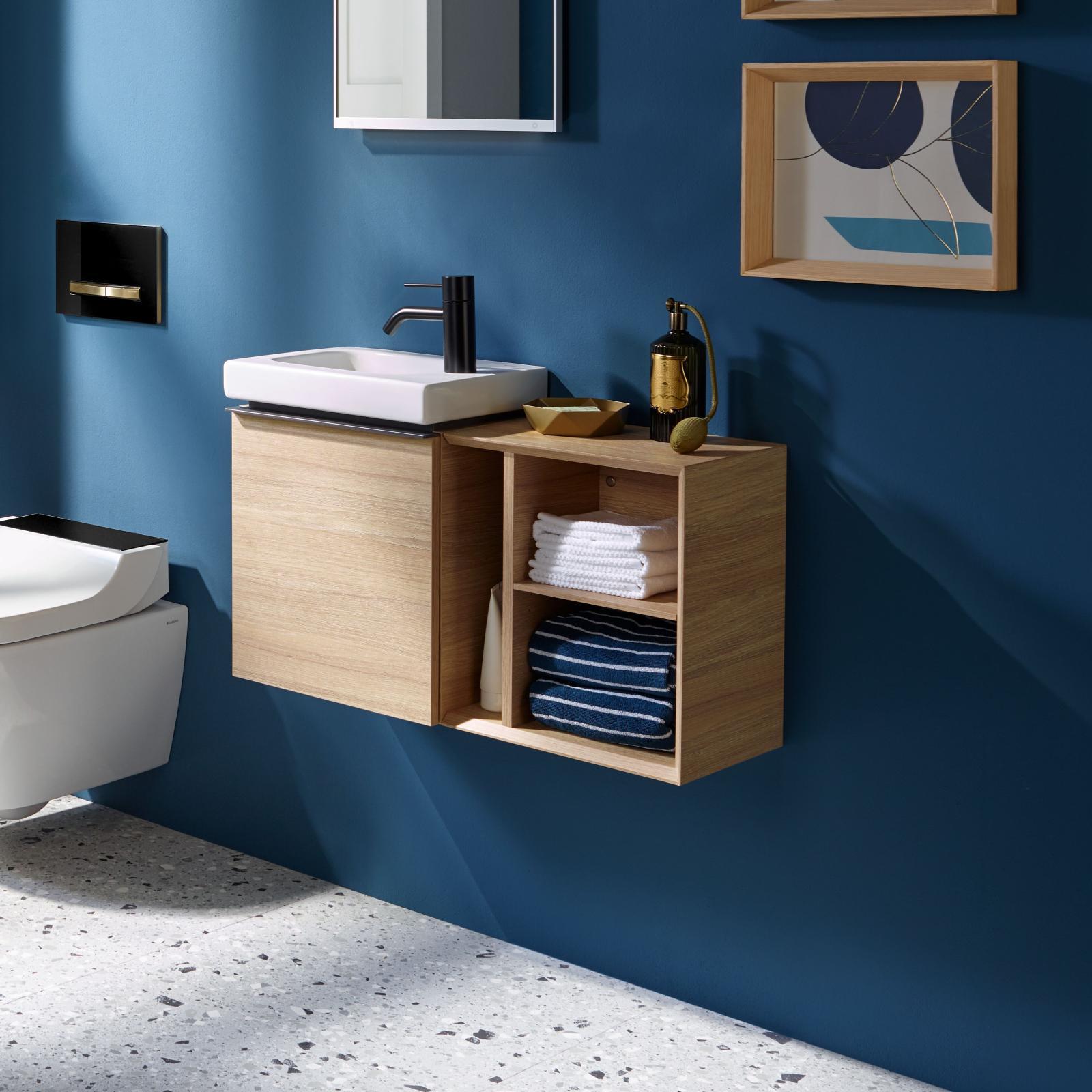 Geberit iCon küçük lavabo dolabı, bir kapılı 37x27,9x41,5 cm beyaz / parlak / Batarya kolu: beyaz 502.301.01.1 uygulama örneği