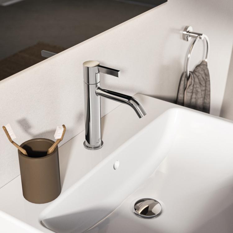 Ideal Standard Joy Lavabo Bataryası 48x166.5x207 mm, 135 mm çıkış ucu projeksiyonu, 3.8 l/dk (3 bar), sifon kumandasız Krom uygulama örneği