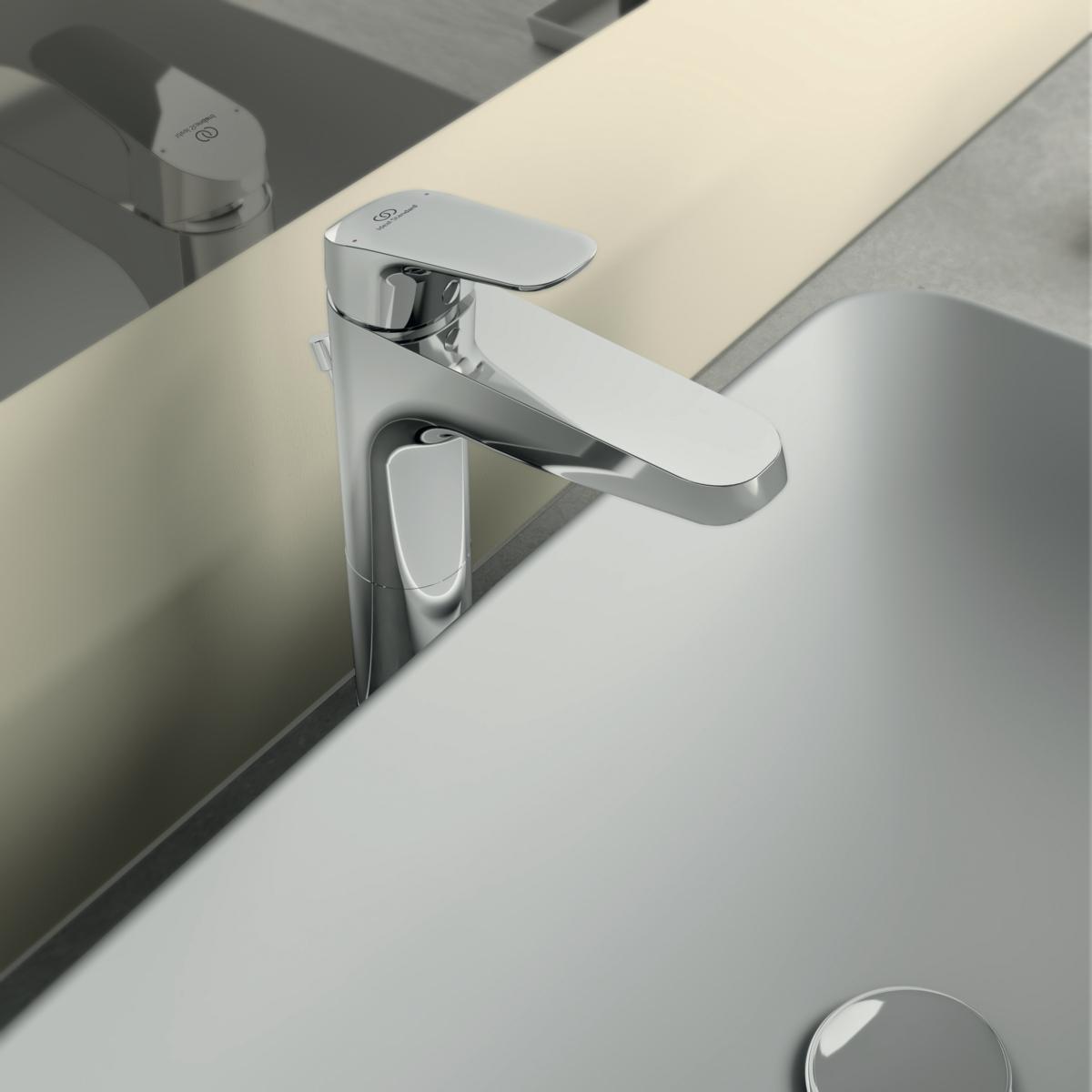 Ideal Standard Ceraflex Lavabo Bataryası 47x201x305 mm, 140 mm çıkış ucu projeksiyonu, 3.8 l/dk (3 bar), sifon kumandalı Krom uygulama örneği