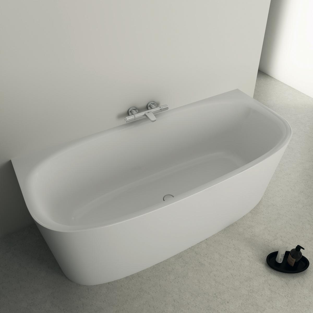 Ideal Standard Dea Özel Şekilli Küvet 1800x805x610 mm, batarya deliksiz, taşma delikli, sifon kumandasız Beyaz uygulama örneği