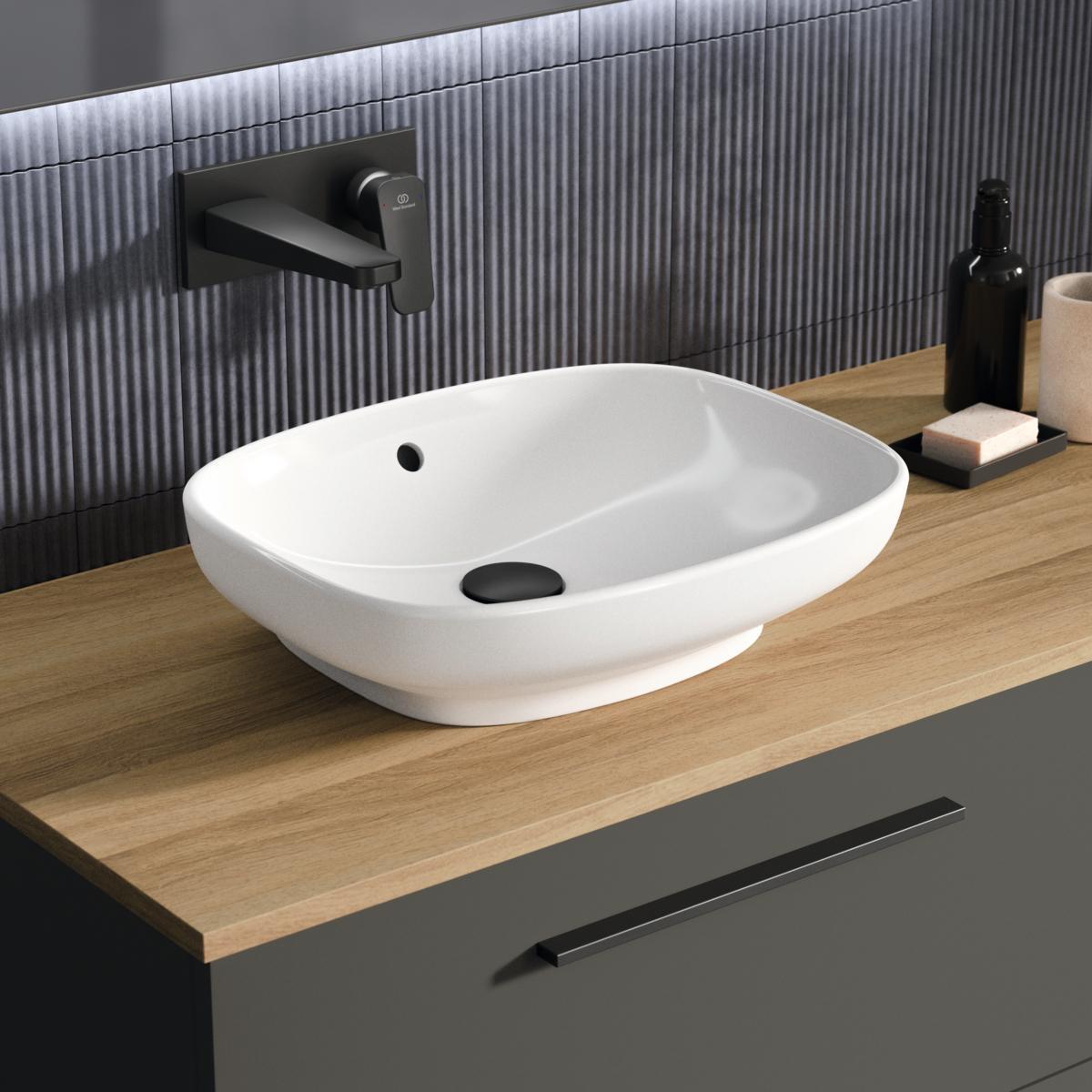 Ideal Standard i.life B Çanak Lavabo 450x370x140 mm, taşlanmış alt yüzey, batarya deliksiz, taşma delikli Beyaz uygulama örneği