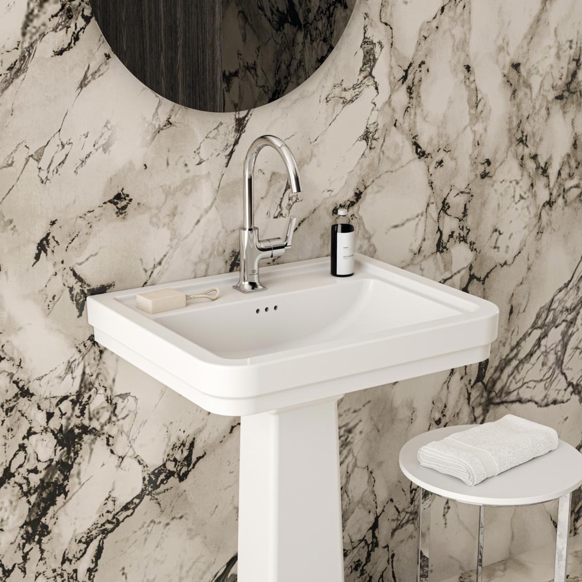 Ideal Standard Calla Lavabo 615x500x175 mm, 1 tek batarya delikli, taşma delikli Beyaz uygulama örneği