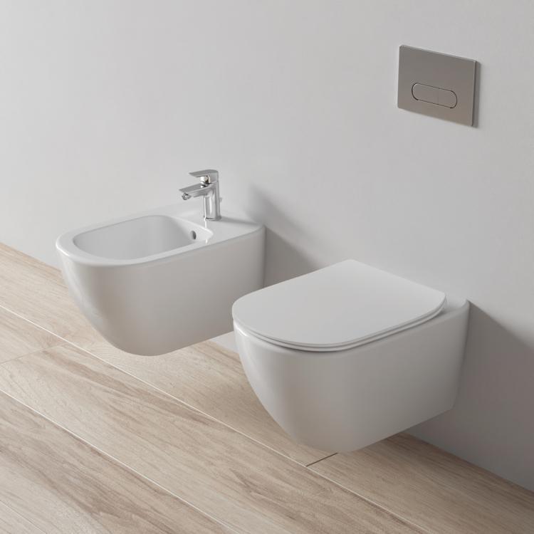 Ideal Standard Tesi Asma Klozet 360x530x335 mm, Yıkama, CL1 tam yıkama 3.9-6 L, yatay çıkışlı Beyaz uygulama örneği