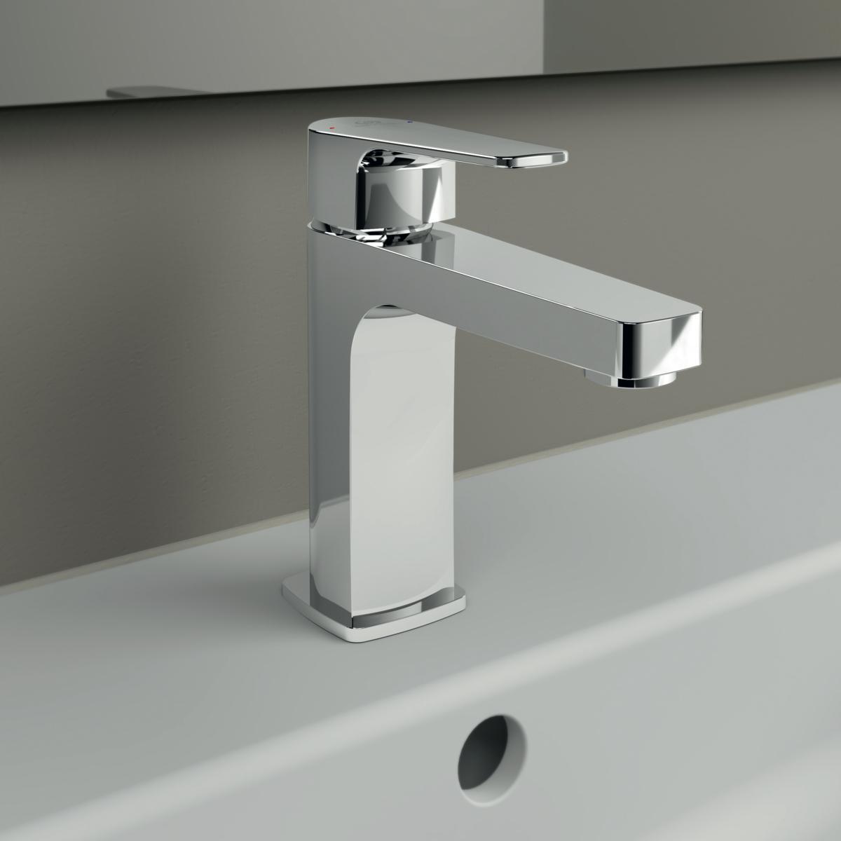 Ideal Standard Cerafine Model D Lavabo Bataryası 50x160x159 mm, 120 mm çıkış ucu projeksiyonu, 5 l/dk (3 bar), sifon kumandasız Krom uygulama örneği