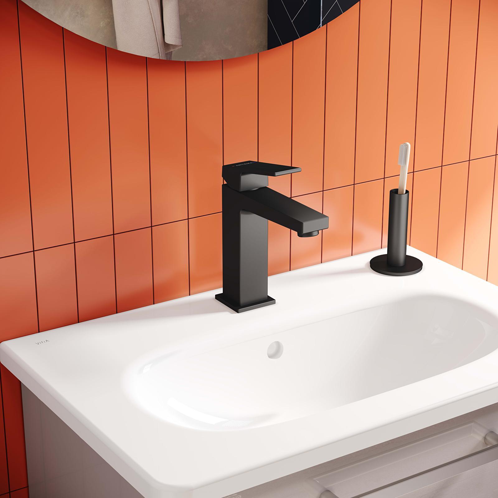 VitrA Minimax Square Lavabo Bataryası — Yüksek, Mat Siyah uygulama örneği