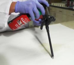 Akfix 800C PU Köpük ve Köpük Tabancası Temizleyici Sprey 500 ml uygulama örneği