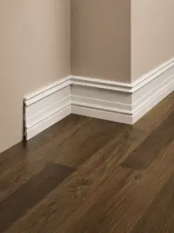 DECOLUX Battiscop DSK-15017R-1 150x17 mm 2,4 m Süpürgelik