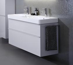 Geberit Smyle köşeli tasarımlı ikili lavabo 120x48x16,5 cm Beyaz 120x48cm Batarya deliği=Orta Taşma=görünür simetrik uygulama örneği