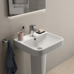 Ideal Standard i.life B Lavabo 500x440x180 mm, 1 tek batarya delikli, taşma delikli Beyaz uygulama örneği