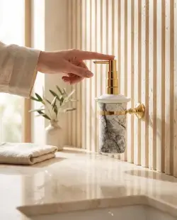 Pure Concept Sharp Calacatta Montajlı Sıvı Sabunluk Gri uygulama örneği