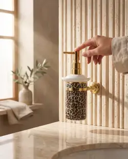 Pure Concept Montajlı Sıvı Sabunluk Leopar desen, altın uygulama örneği