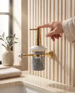 Pure Concept Biga Montajlı Sıvı Sabunluk Gri uygulama örneği