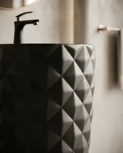 Pure Concept Crystal Monoblok Lavabo 40x40 cm Mat Siyah uygulama örneği