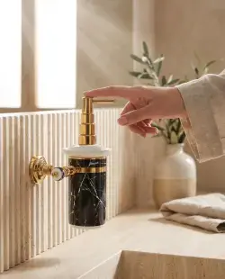 Pure Concept Montajlı Sıvı Sabunluk Galaksi desen, beyaz uygulama örneği