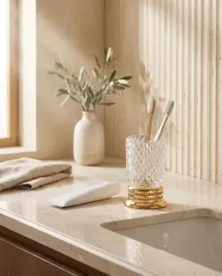 Pure Concept Crystal Set Üstü Diş Fırçalık Altın uygulama örneği